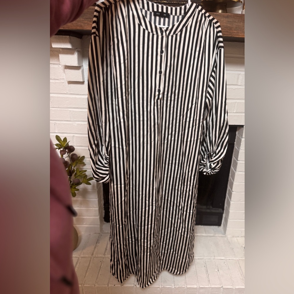 Black & White Striped Long Sleeve Shirt Dress